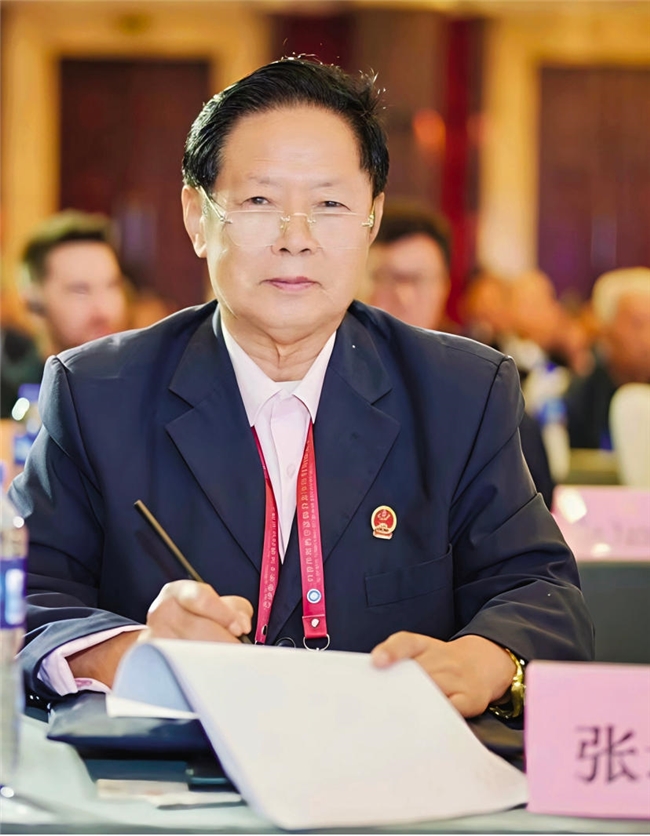 大医守初心,岐黄济苍生,—五世中医、张氏血必康创始人张培轩
